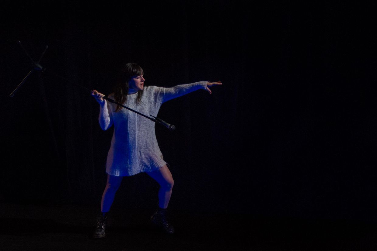 Sophie Cadieux dans 4.48 Psychose de Sarah Kane, mise en scène de Florent Siaud © Nicolas Descôteaux